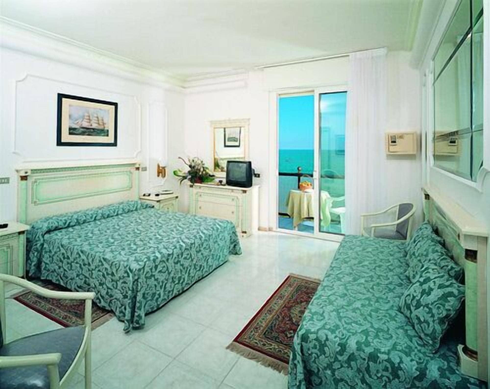 Grand Hotel Michelacci Gabicce Mare Esterno foto